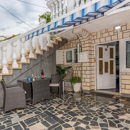 Villa Lara Klenovica Exterior foto